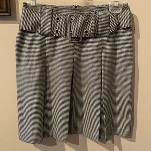 Vintage Women’s pleated skirt